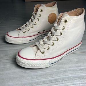 Converse Chuck Taylor Lux Mid Women’s 8.5